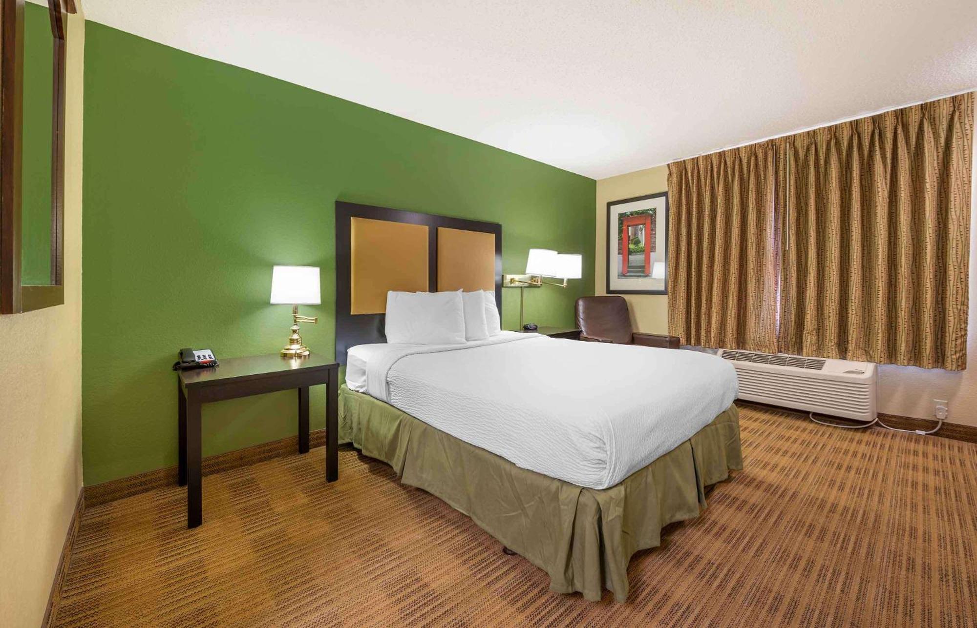 Extended Stay America Suites - Champaign - Urbana Zewnętrze zdjęcie